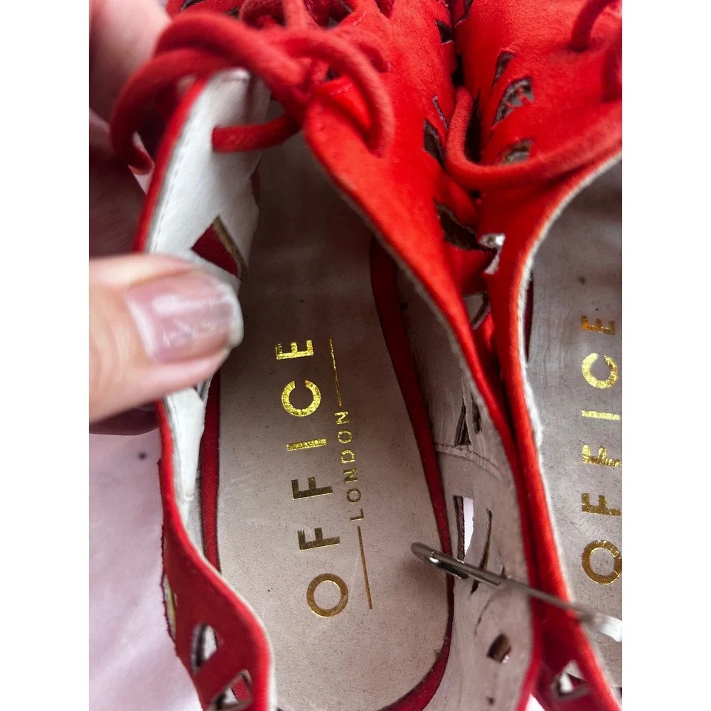 Office London your catching heels